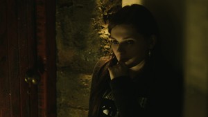  Abigail Breslin as Lisa in Haunter
