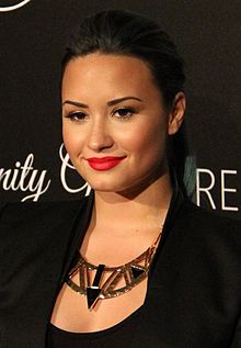  Demi Lovato 2013