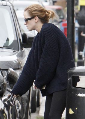  Emma spotted in Londra