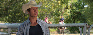  Glen Powell as Francis Riley in Red Wing