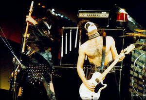  KISS ~April 1, 1975 (The Midnight Special)