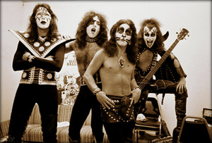  吻乐队（Kiss） ~Atlanta, Georgia…July 18, 1974 (KISS tour)