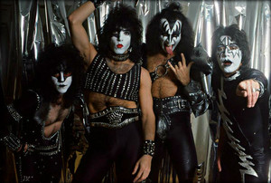  吻乐队（Kiss） ~Stockholm, Sweden…November 22, 1982