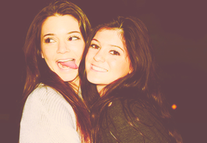  Kylie and Kendall Jenner