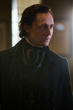  Tom Hiddleston as Thomas Sharpe in Crimson Peak