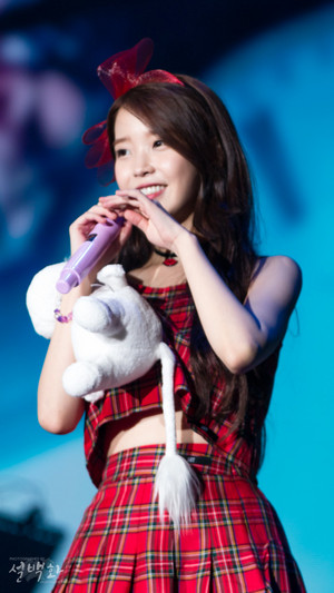  151231 IU 'CHAT-SHIRE' Encore کنسرٹ