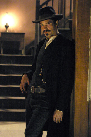  1x09 - No Other Sons ou Daughters - Seth Bullock