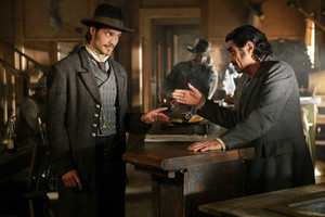  3x01 - Tell Your God to Ready for Blood - Seth Bullock and Al Swearengen