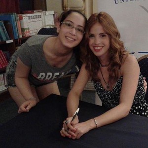 Cande with a fan