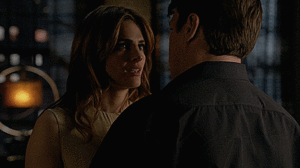  kasteel and Beckett kiss