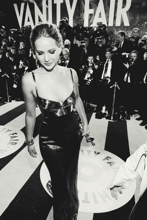  Jennifer with an award