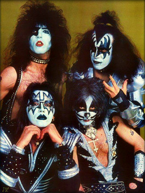  吻乐队（Kiss） (NYC) February 18, 1977
