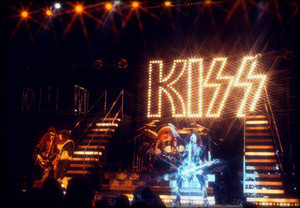  키스 ~Phoenix, Arizona…August 22, 1977