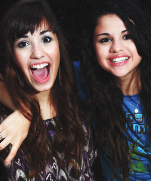  Selena Gomez and Demi Lovato