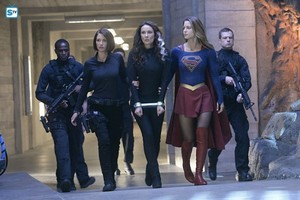  Supergirl - Episode 1.09 - Blood Bonds - Promo Pics