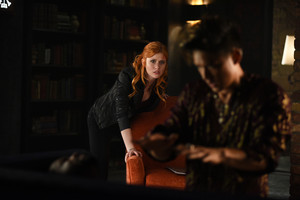 'Shadowhunters' 1x06 Of Men and Angels (stills)