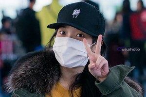  160124 iu at Gimpo Airport Back from Japão