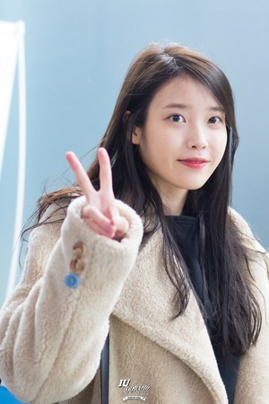  160131 IU（アイユー） at Incheon Airport Leaving for China