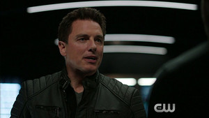  Malcolm Merlyn panah season 4 episode 13 promo "Sins of the Father"