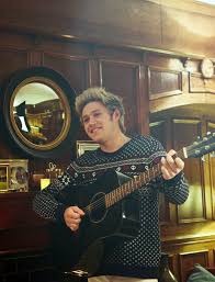  Niall in night changes