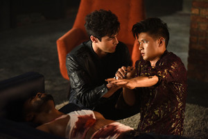 Shadowhunters - 1x06 - Of Men and ángeles - Promotional Stills