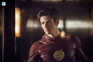 The Flash - Episode 2.14 - Escape from Earth-2 - Promo Pics