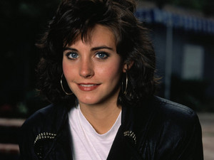  Young Courteney Cox
