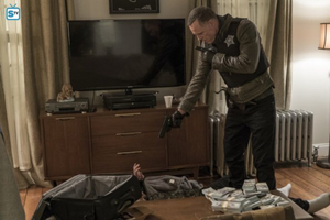  Chicago PD 3x17 “Forty-Caliber mkate Crumb”