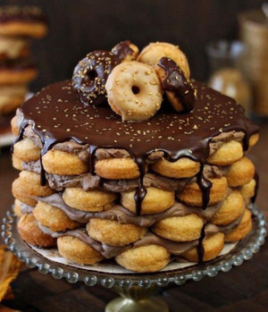  Donut Cake