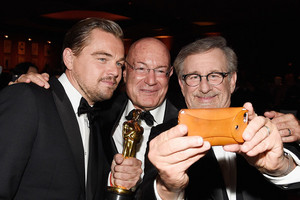  Leonardo DiCaprio, Arnon Milchan, Steven Spielberg
