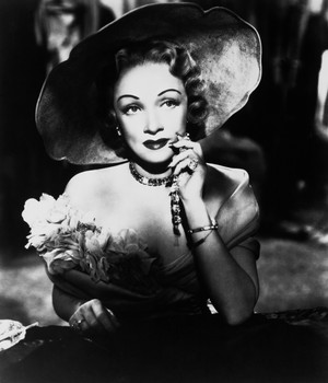  Marlene Dietrich - Stage Fright