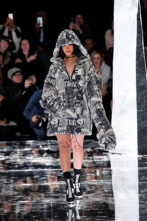  Rihanna, Puma Fashion montrer