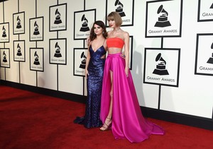  Selena Gomez, The 58th Grammy Awards
