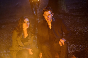  The Originals “Alone With Everybody” (3x16) promotional picture