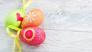 colorful easter eggs 