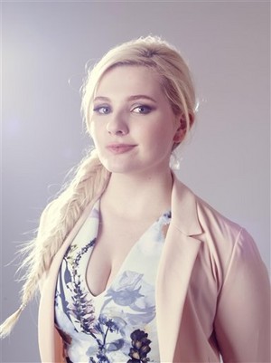 Abigail Breslin - Summer TCA Portraits - 2015