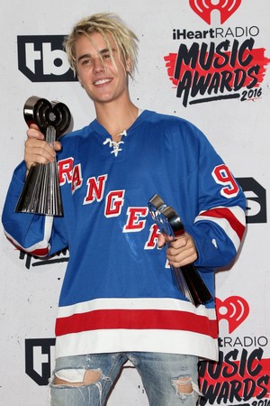  Justin Bieber ,iHeartRadio muziki Awards , 2016
