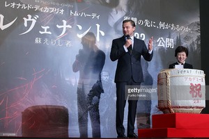  Leo in "The Revenant" Tokyo Premiere