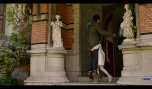  Screencaps Miss Peregrine's utama For Peculiar Children Trailer