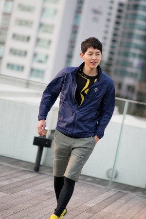 Song Joong Ki is a hot sportsman in 'Kolon Sport' CF b-cuts