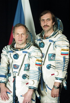  Soyuz TM 26 Mission Crew