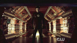  The Flash Season 2 Episode 17 'Flash Back'
