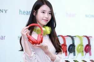  151005 IU at Sony HRA ‘h.ear’ Series Launch Event
