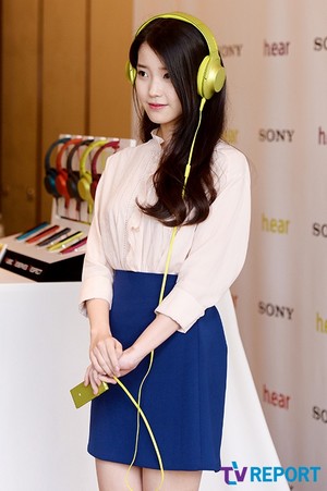 151005 IU at Sony HRA ‘h.ear’ Series Launch Event
