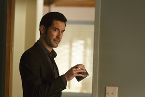  1x13 - Take Me Back To Hell - Lucifer
