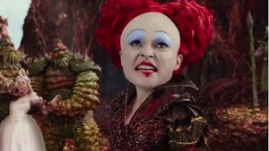  Alice Through The Looking Glass - The Red クイーン