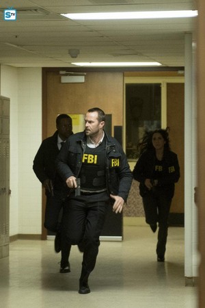  Blindspot- Episode 1.22- If l’amour a Rebel, Death will Render - Promotional photos