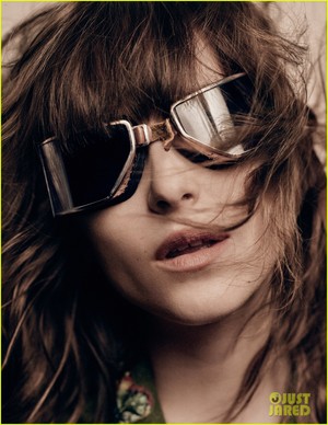  Dakota Johnson does a super sexy 사진 shoot for Interview magazine’s May 2016 issue.