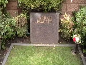 Farrah Fawcett grave