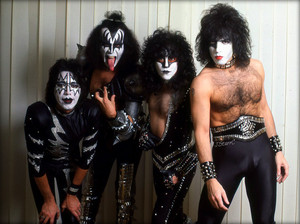  Kiss ~Stockholm, Sweden…November 22, 1982 (Creatures)